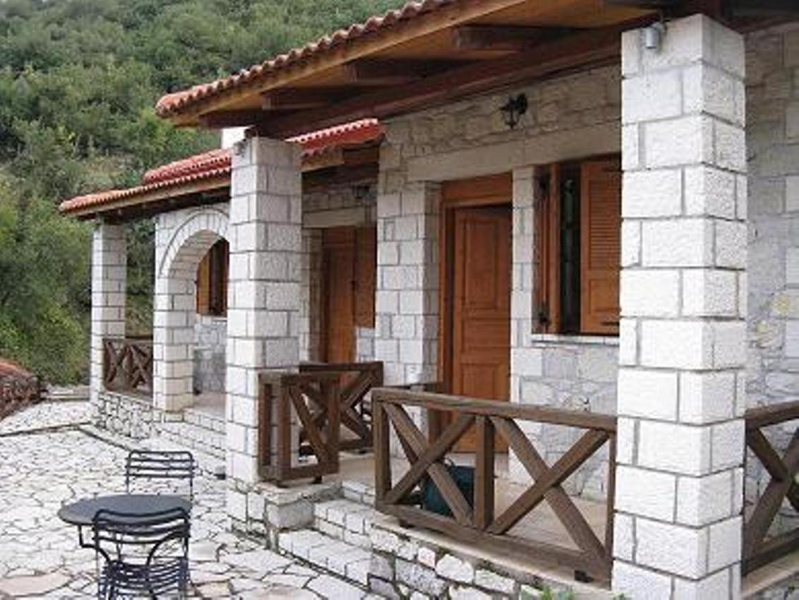 Отель Lithos Priolithos Экстерьер фото